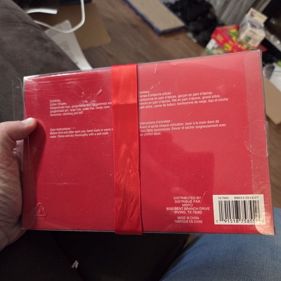 Celebrate It Holiday Cookie Cutter Set with Red and Green - Picture 2 of 2